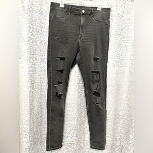 H&M Divided Distressed Denim Skinny Jean